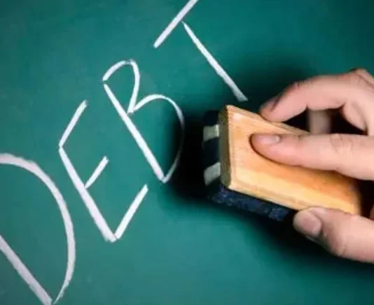 Điều kiện xóa nợ tiền thuế, tiền chậm nộp, tiền phạt đối với người nộp thuế khi dịch bệnh kéo dài là gì?